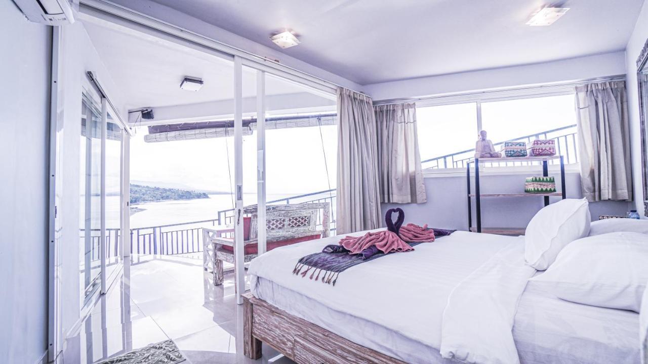 Waenis Sunset View Hotel And Restaurant, Amed, Bali Exterior foto